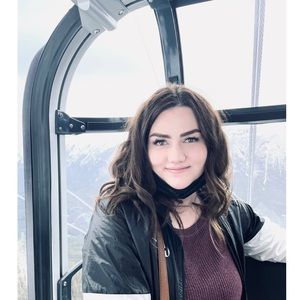 Meet your Posher, Kara